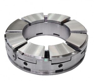 Tilting pad thrust bearing